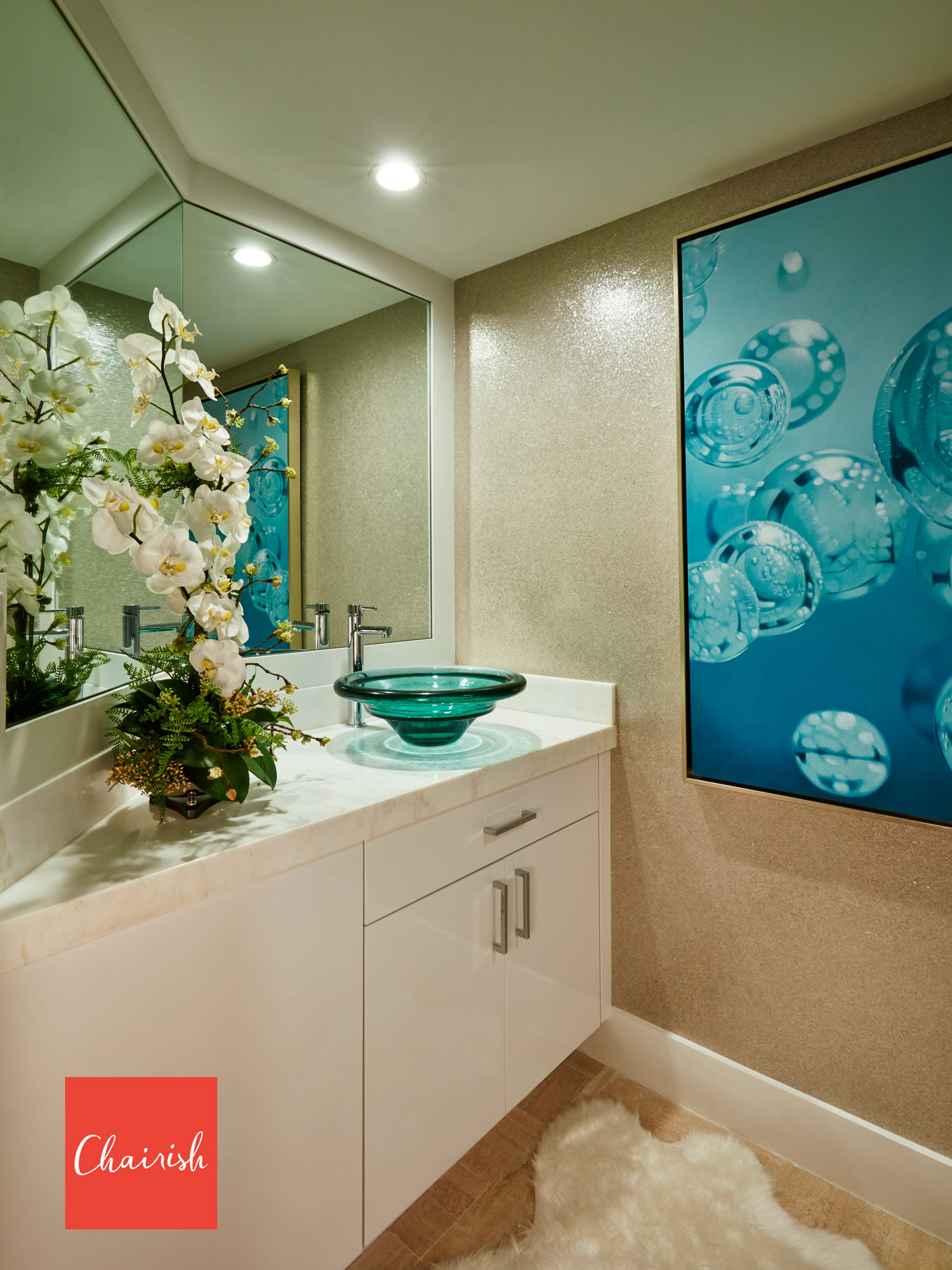 Chairish Feature - Do's and Don'ts for Decorating Your Powder Room